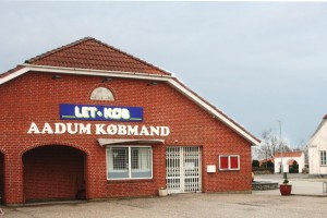 Aadum købmand