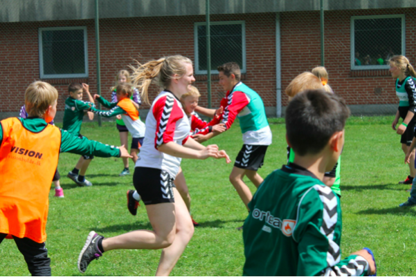 Badminton Registration 2026: Book Your Court at Aadum I&U (Ådum Hallen)